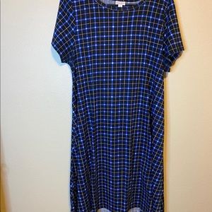 Large lularoe Carly black and blue plaid